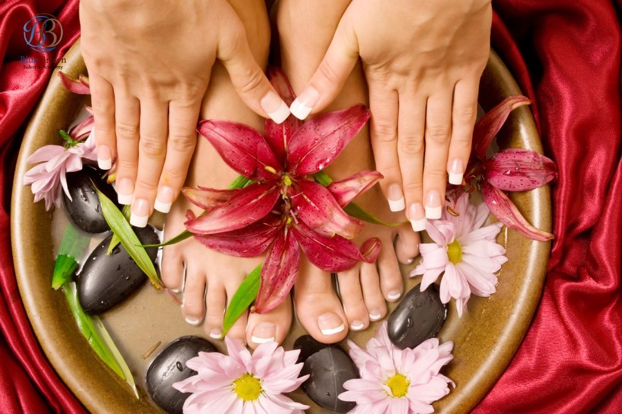 Express Manicure Pedicure